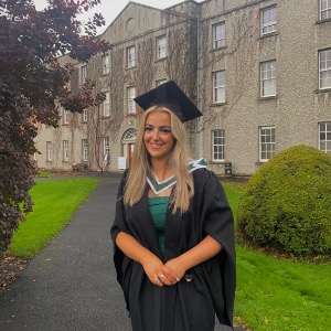 Babysitter required in Ballymacaward, Co. Donegal, F94 TV70, Ireland