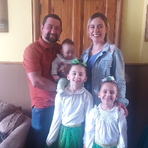 Babysitter required in Doneraile, County Cork, P51 V26N, Ireland