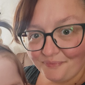 Babysitter required in Goreybridge, Co. Wexford, Y25 FR13, Ireland
