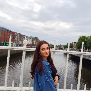 Babysitter available in Hansfield Or Phibblestown, Dublin, Co. Dublin, D15 H6E5, Ireland