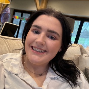 Babysitter required in Clonroad More, Ennis, Co. Clare, V95 T1XR, Ireland