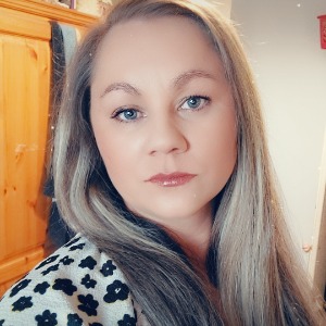 Babysitter required in Nenagh, County Tipperary, Ireland