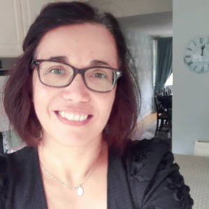 Babysitter required in Dublin, Irlanda