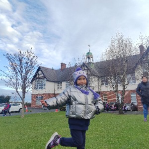 Babysitter required in Oldcourt, Bray, Co. Wicklow, A98 V329, Ireland