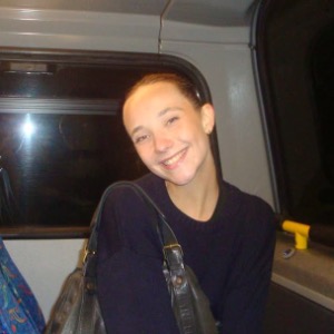Babysitter available in Dublin, Irlande