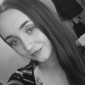 Babysitter required in Ballaghaderreen, Co. Roscommon, F45, Ireland