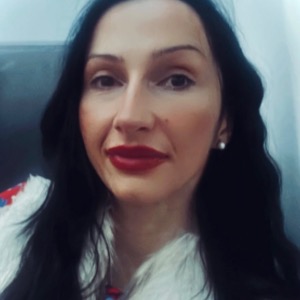 Babysitter required in Moneymore, Co. Louth, A92 P2VN, Ireland