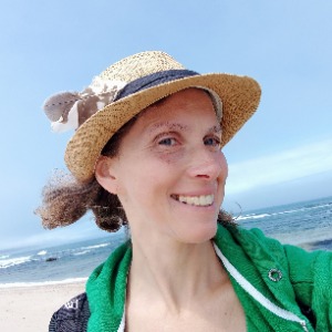 Babysitter required in Dublin, Irlandia