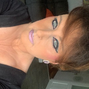 Babysitter required in Kilmoney, Carrigaline, Co. Cork, P43 FD70, Ireland