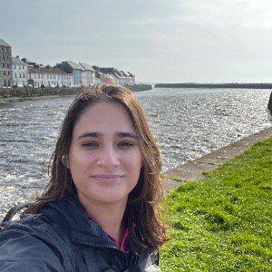 Babysitter available in Galway City, County Galway, Irlanda