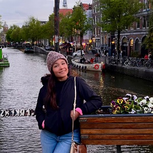Babysitter required in Dublin, Irlanda