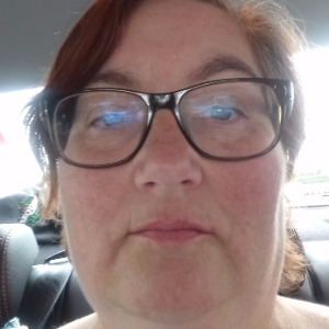 Babysitter required in Templemore, Ireland