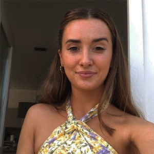 Babysitter required in Leopardstown, Dublin, Ireland