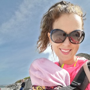 Babysitter required in Drogheda, County Louth, Írország