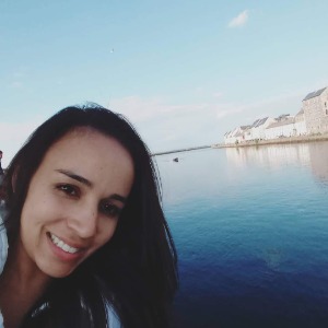 Babysitter required in Salthill, County Galway, Irlanda
