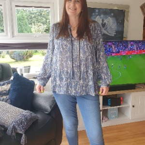 Babysitter required in Ballynacloona, Co. Tipperary, E32 R920, Ireland
