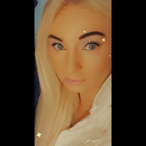 Babysitter required in 29 Silverdale Rd, Ballinlough, Cork, Ireland