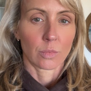 Babysitter required in Charlesland, Co. Wicklow, A63 W822, Ireland