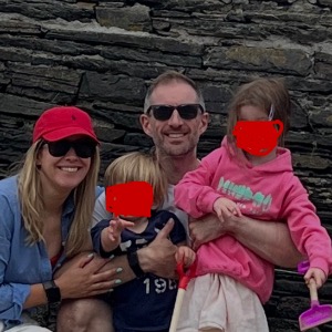 Babysitter required in Dublin 4, Ireland