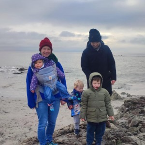 Babysitter required in Roscam, Galway, Irlanda