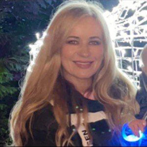 Babysitter required in City Centre, Cork, Ireland