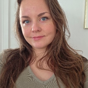 Babysitter required in Ballykinlalee, Co. Tipperary, V94 A9WV, Ireland