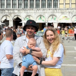 Babysitter required in Dublin 4, Ireland