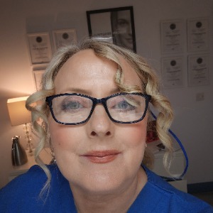 Babysitter required in Annagh Long, Co. Wexford, Y25 X5N9, Ireland