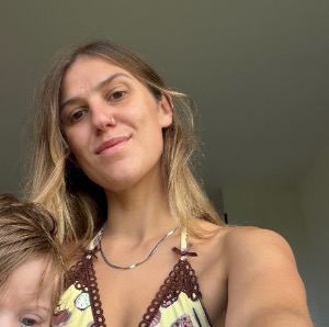 Babysitter required in Gibbons, Dublin, Co. Dublin, D24 PEY1, Ireland