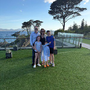 Babysitter required in Trimblestown, Dublin, Co. Dublin, A94 YH68, Ireland