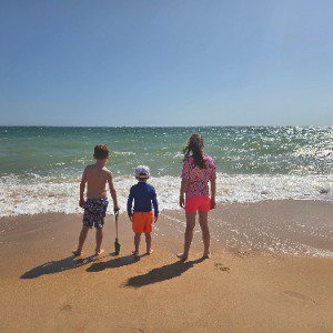 Babysitter required in Kilternan, County Dublin, Ireland