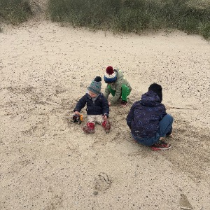 Babysitter required in Newpark Lower, Kilkenny, Co. Kilkenny, R95 X86H, Ireland