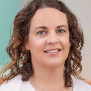 Babysitter required in Booterstown, County Dublin, Ireland