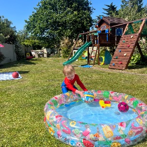 Babysitter required in Mount Merrion, County Dublin, Ireland