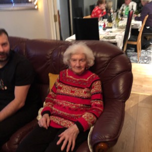 Elderly Care Jobs Get Hired And Start Earning Mindme Ie