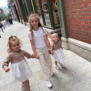 Babysitter required in Malahide, County Dublin, Ireland